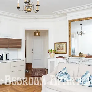 https://eiffel-tower-view-residence.fr-paris.fr